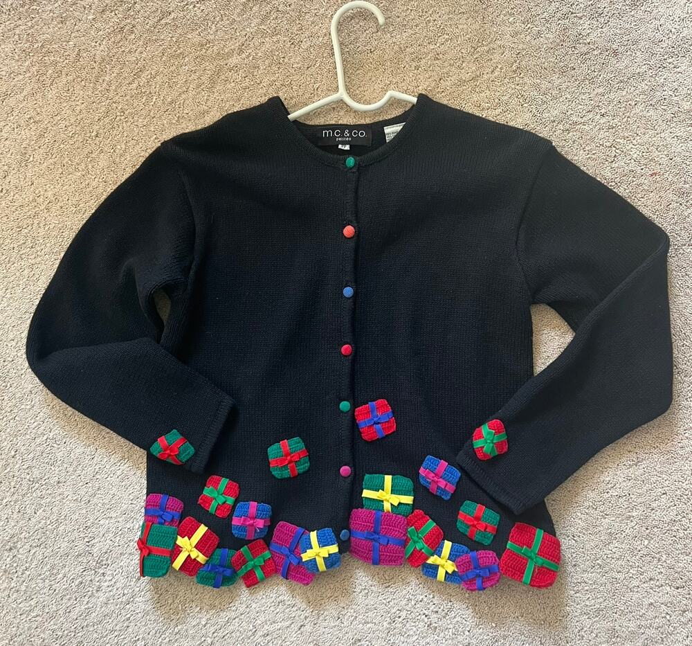 Vintage Christmas cardigan, 3D gifts presents, colorful Ramie Cotton P / P